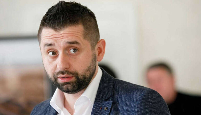 Почему компания, связанная с Арахамией, стала одним из главных импортеров электроэнергии в Украину