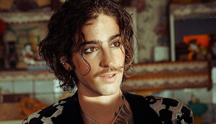 Упав у туалеті: Володимир Дантес після бурхливої вечірки отримав струс мозку