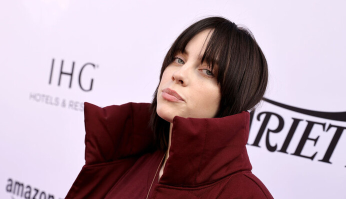 Билли Айлиш заявила, что умерла бы от коронавируса без вакцины