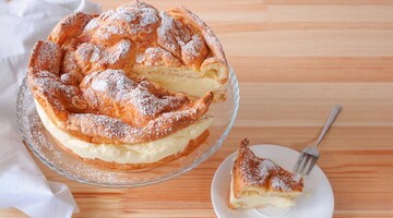 Як приготувати ніжний торт Карпатка із заварним кремом: простий рецепт