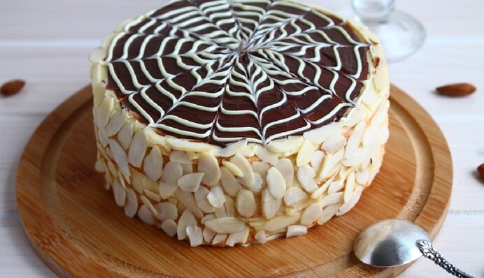 Как приготовить торт Эстерхази с грецкими орехами: простой рецепт