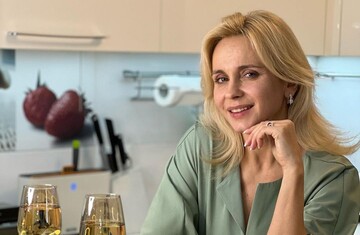 Лілія Ребрик поділилася рецептом простої закуски на Новий рік: святкова страва від телезірки