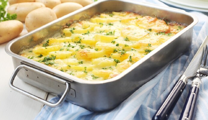 Готуємо на Новий рік листкову печеню з м'ясом: простий рецепт