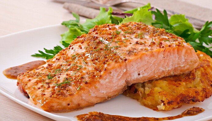 Как вкусно запечь семгу в духовке на Новый год: простой рецепт