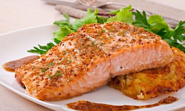 Як смачно запекти сьомгу в духовці на Новий рік: простий рецепт