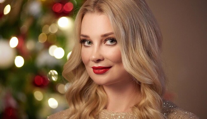 Как летит время: Лидия Таран показала подросшую дочь на милом новогоднем фото