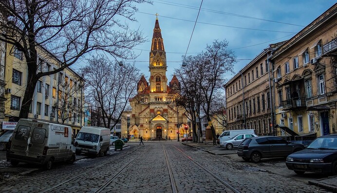 The Independent назвал города, которые стоит посетить в 2022 году - среди них есть один украинский