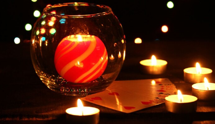 На кофейной гуще и зеркалах: как гадать на Рождество, чтобы узнать свою судьбу