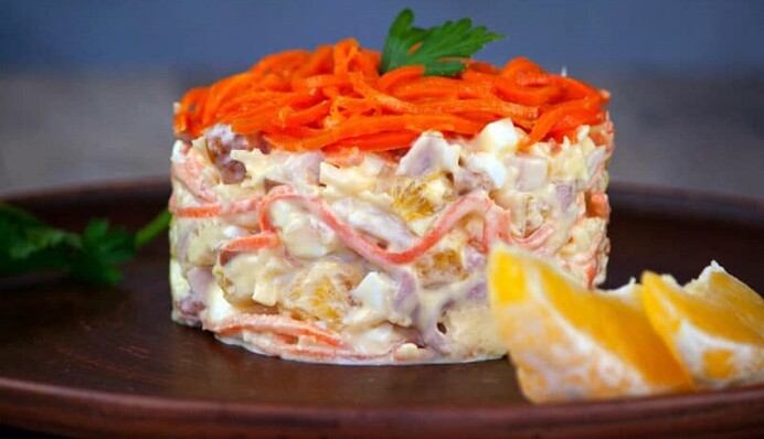 Готовим вкусный салат с курицей и корейской морковью: простой рецепт