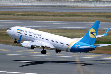 Майберг проти Коломойського: чи призведе конфлікт акціонерів МАУ до банкрутства авіакомпанії