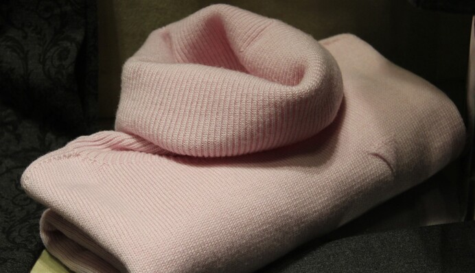 Як вибрати светр із вовни та розпізнати дешевку: прості лайфхаки