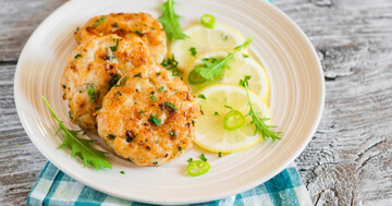 Как приготовить рубленые котлеты из куриного филе с зеленью: простой рецепт