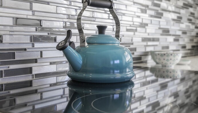 3 прості способи позбутися від накипу в чайнику