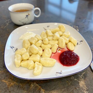 Завтрак со вкусом из детства: Лидия Таран поделилась рецептом ленивых вареников