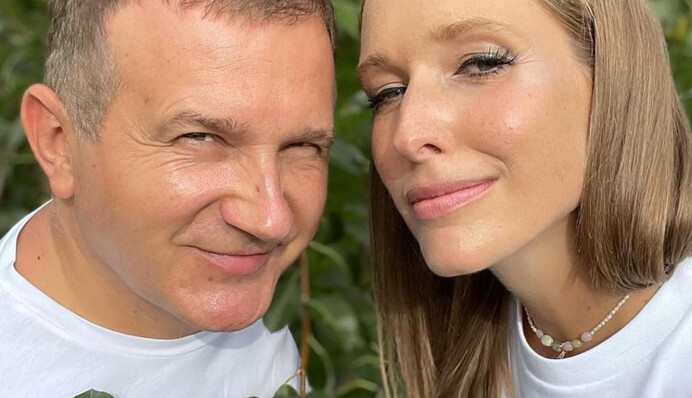 Катя Осадча та Юрій Горбунов ніжно привітали одне одного з ювілеєм весілля