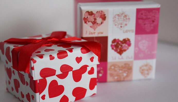 9 ідей, чим порадувати дівчину у День святого Валентинаека