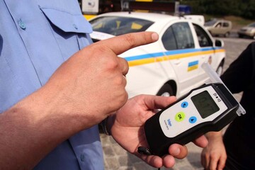 Тотальні перевірки на алкоголь: чи врятуються українці від "трухіних" на дорогах