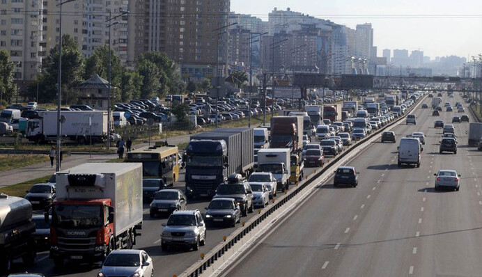 Вся жизнь в пробках: как улучшить ситуацию на дорогах Киева