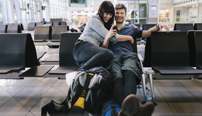 Європа знімає ковідні обмеження: на що чекати Україні