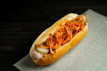 Готуємо вдома данські хот-доги із солоними огірками: простий рецепт