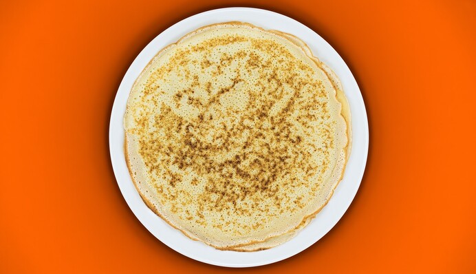 Как приготовить нежные заварные блины на молоке: рецепт на Масленицу