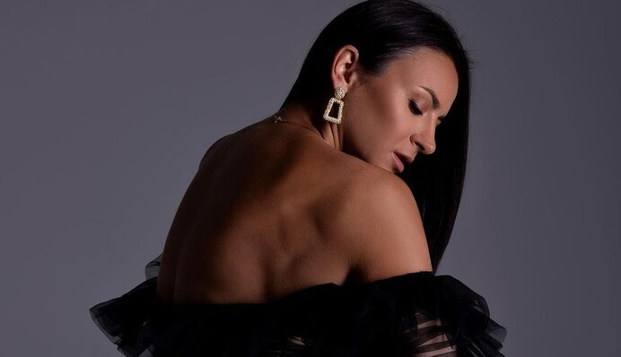 Ілона Гвоздьова дала поради, як повернутися у форму після пологів