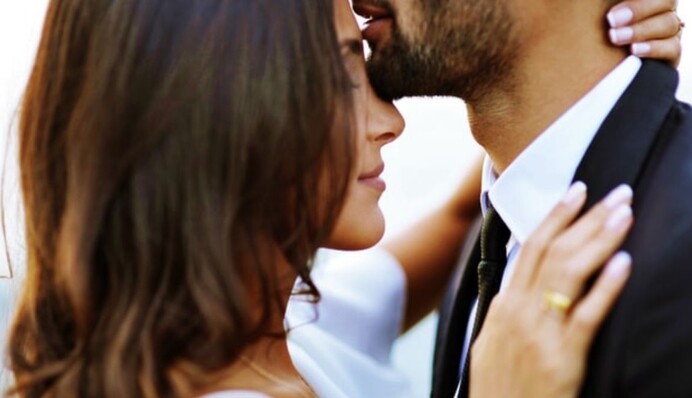 Как сохранить страсть в условиях карантина: семейный психолог дала несколько советов