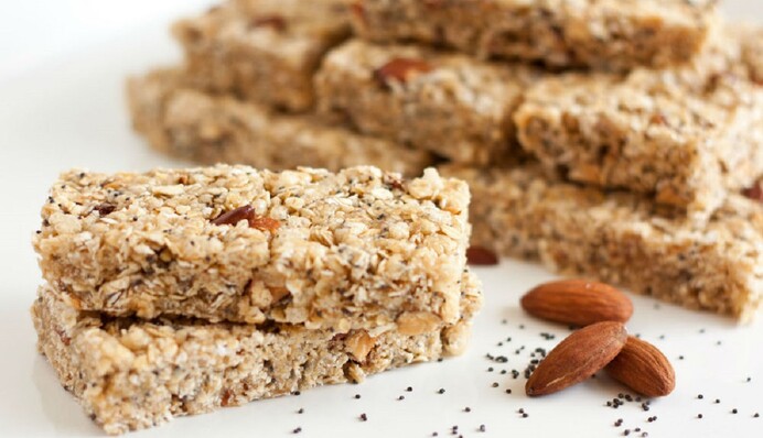 10 продуктів, які довго зберігаються без холодильника - що взяти в укриття