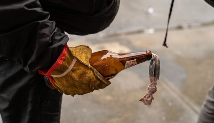 Правила безопасности во время приготовления коктейлей Молотова: что нужно знать