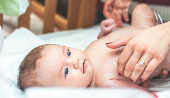 Як доглядати за новонародженим у часи війни – поради психолога