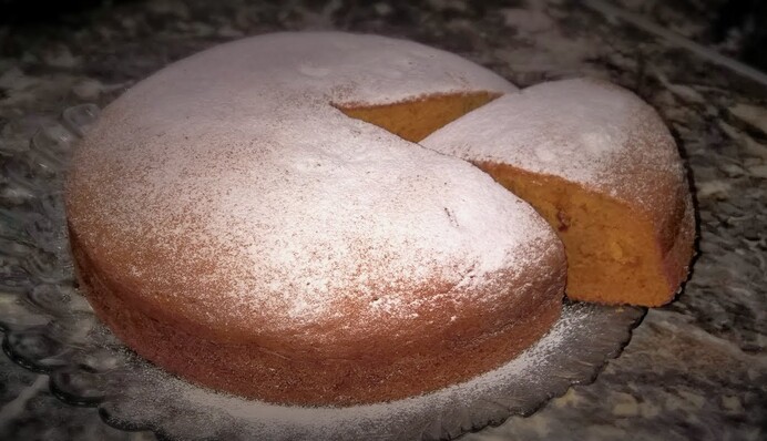 Печем вкусный пирог к чаю из простых ингредиентов: рецепт на время войны