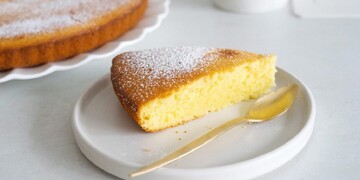 Як приготувати пісний пиріг-манник: простий рецепт