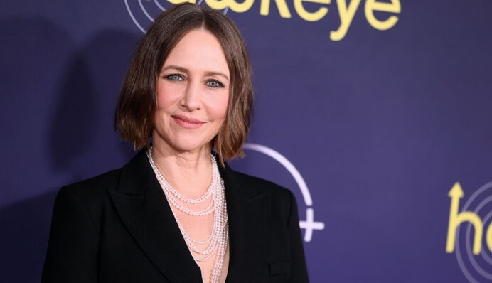 В честь мужества украинцев: голливудская актриса Вера Фармига прочла стих Василия Симоненко