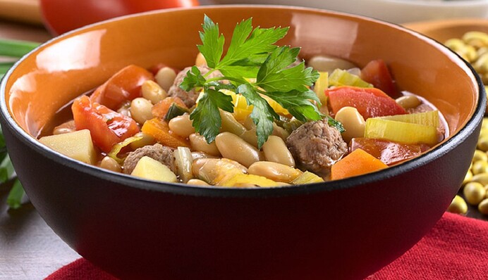 Як приготувати чанахі з м'ясом та квасолею: простий рецепт