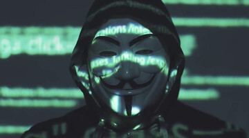 Як хакери Anonymous ведуть кібервійну проти уряду Росії