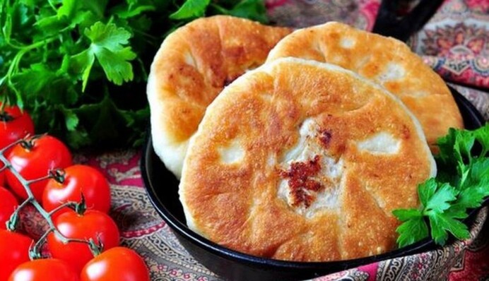 Як приготувати біляші з картоплею без дріжджів: простий рецепт