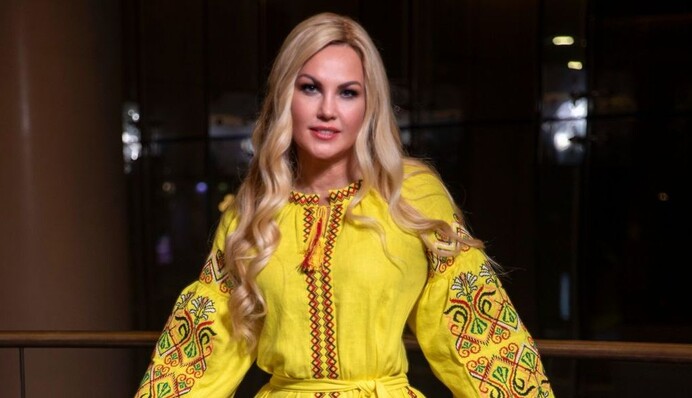 Перед нами за 10 хвилин підірвали міст: Камалія розповіла, як виїжджала з України