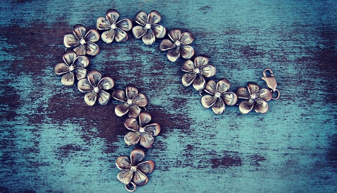 3 проверенных способа для чистки серебра: как привести украшения в порядок