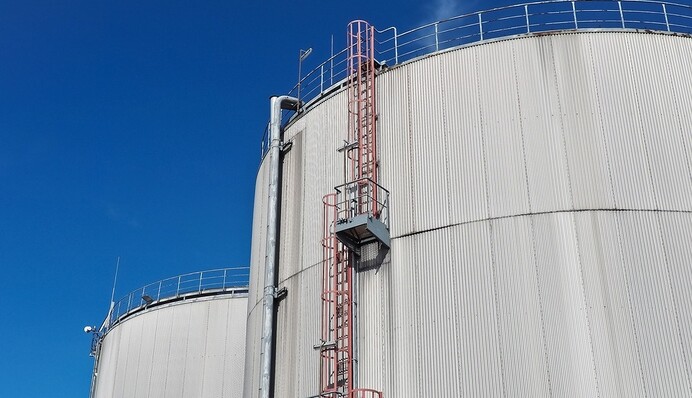 Удар по Кременчуцькому НПЗ: неприємно, але не смертельно