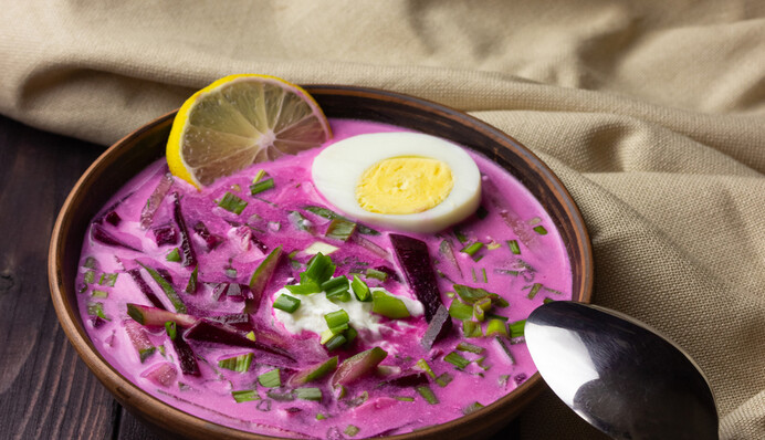 Як приготувати холодник: простий рецепт холодного борщу з буряка