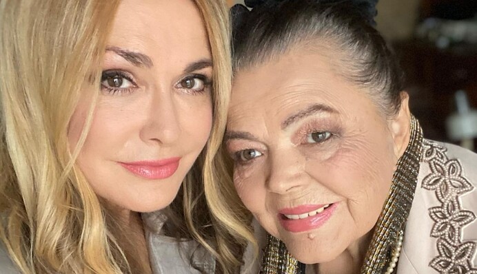 Отлетела твоя душа: Ольга Сумская трогательно почтила память покойной матери