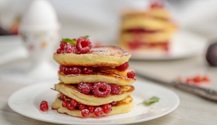 Как приготовить аппетитные творожные панкейки: рецепт на молоке