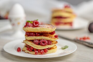 Як приготувати апетитні сирні панкейки: рецепт на молоці