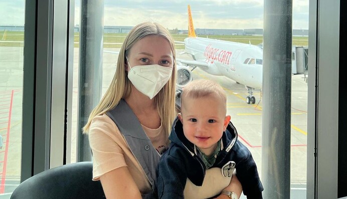 Не хотели помогать и слушать: жена Виктора Павлика рассказала о проблемном перелете в Израиль