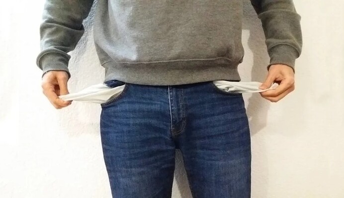 Заявление на стол: как не потерять работу во время эвакуации