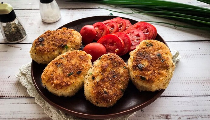 Как приготовить вкусные и сытные куриные котлеты с булгуром: простой рецепт