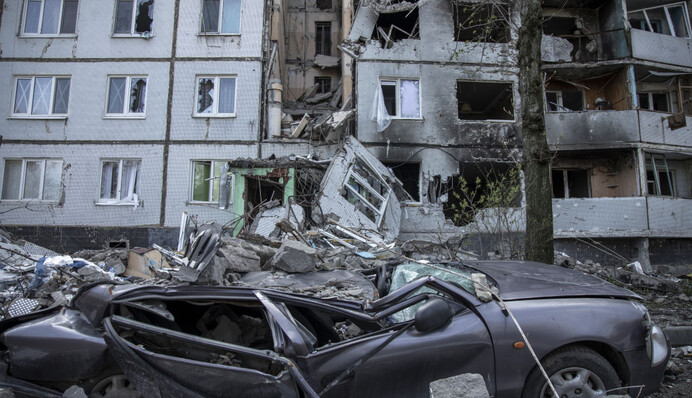 Тут ніхто не може жити: Вакарчук показав, як зараз виглядає житловий масив Салтівка у Харкові