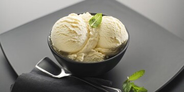 Як приготувати вершкове морозиво в домашніх умовах: простий рецепт
