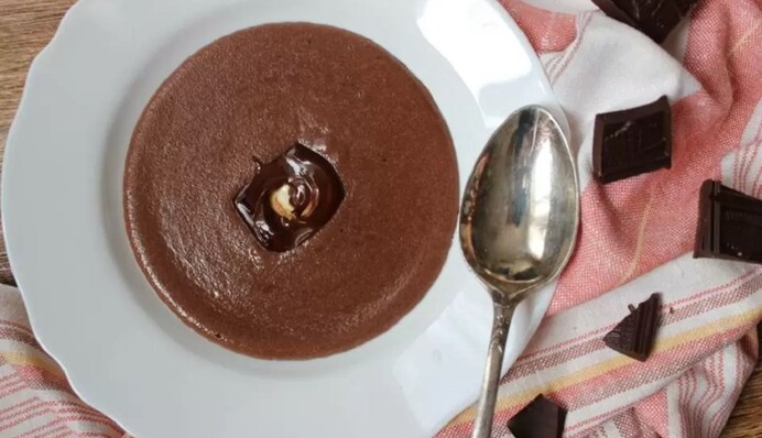 Как приготовить шоколадную манную кашу: простой рецепт с какао