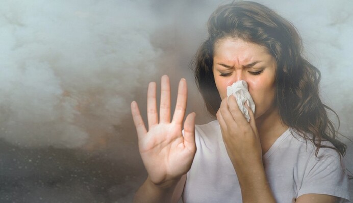 Як позбутися запаху гару підручними засобами: прості лайфхаки для дому